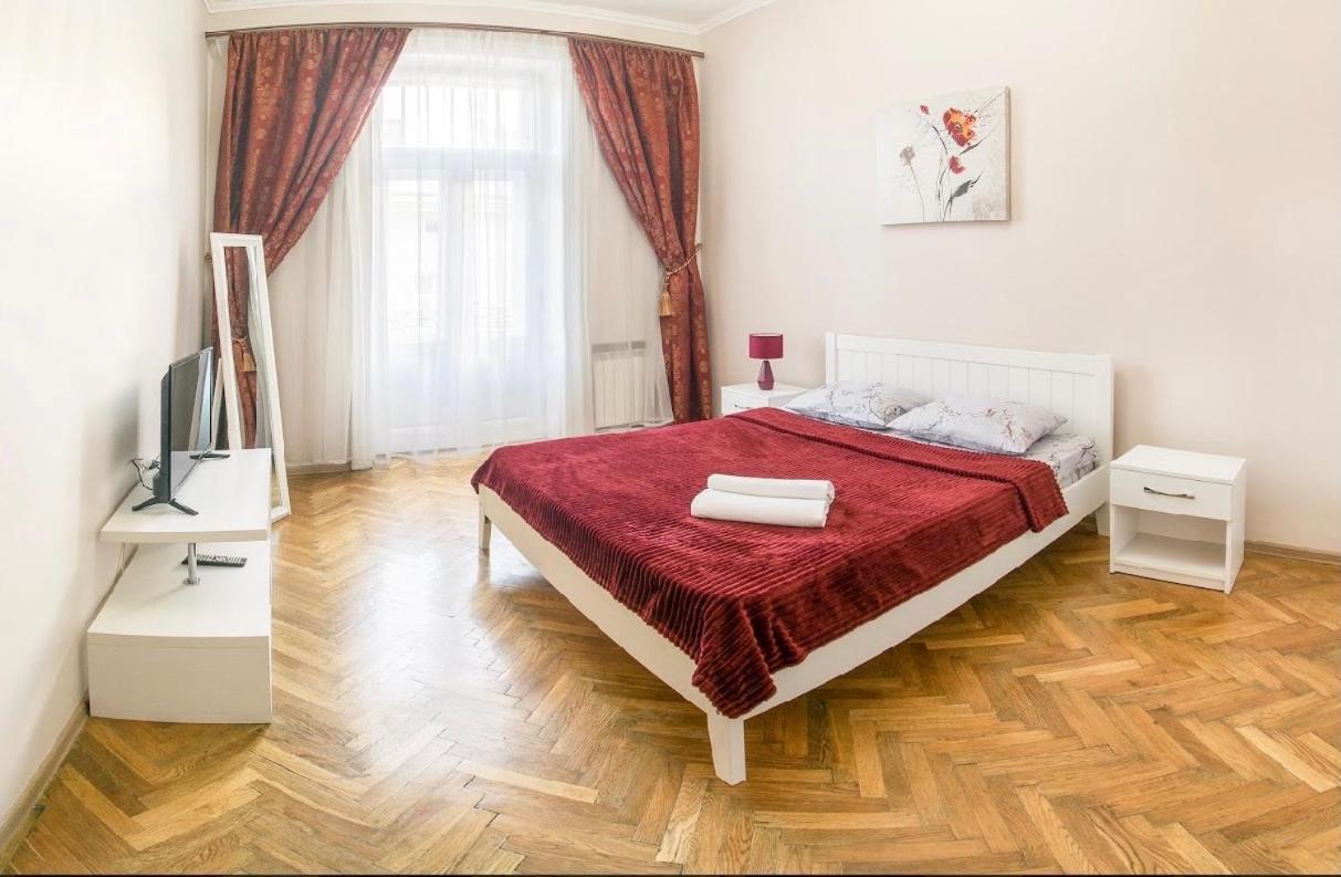 Vidfort Лесі Українки Leópolis Exterior foto